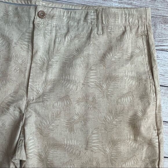 Caribbean Joe Shorts - Picture 2 of 5